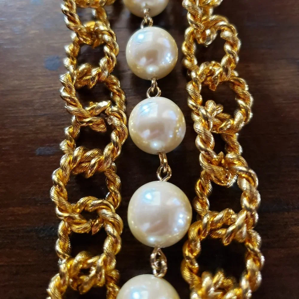 Vintage CAROLEE Runway Pearl Gold Rope Chain Statement Backless Dress Necklace